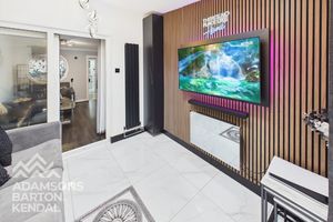 Photo 30- click for photo gallery